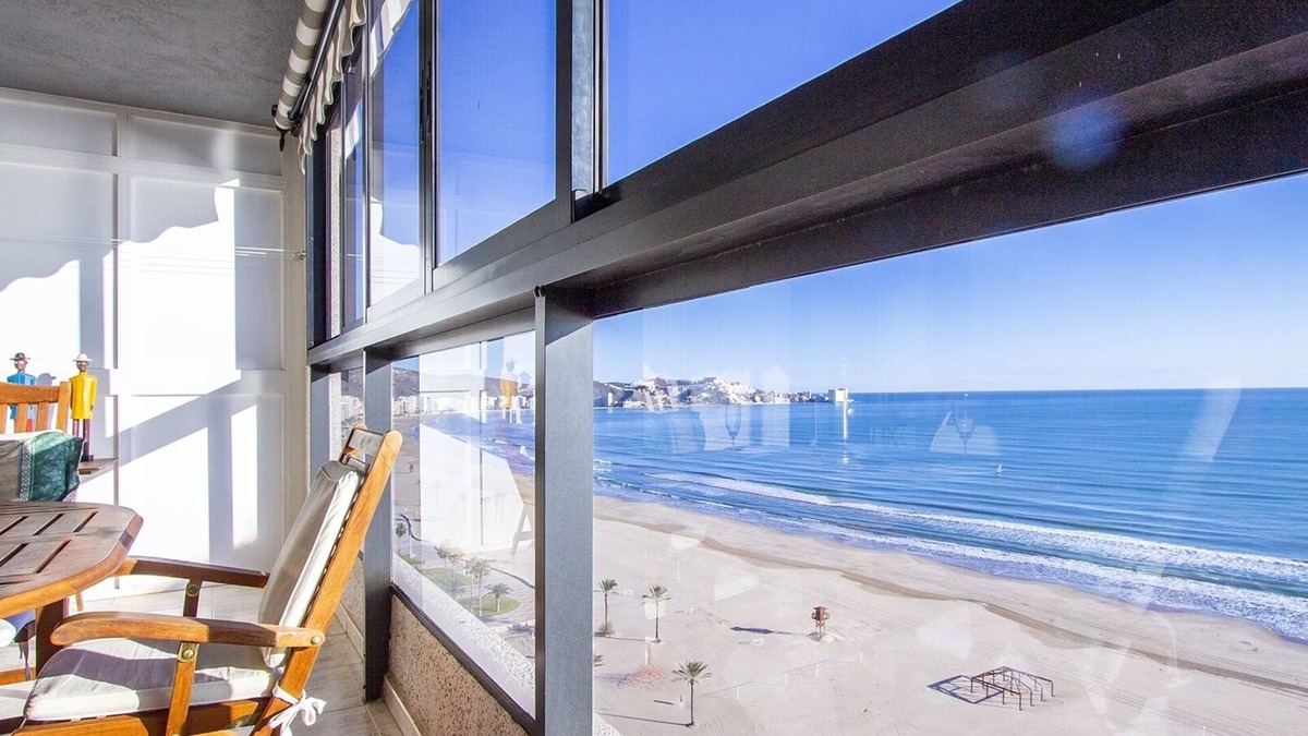 Cullera Apartment | Espacio Sobre MAR 16 - Primera Línea de Playa - Piscina y Parking