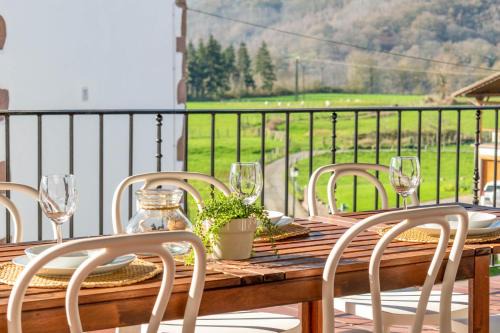 Arizkun Ski Chalet | Espaciosa casa rural en pleno corazón del Baztán