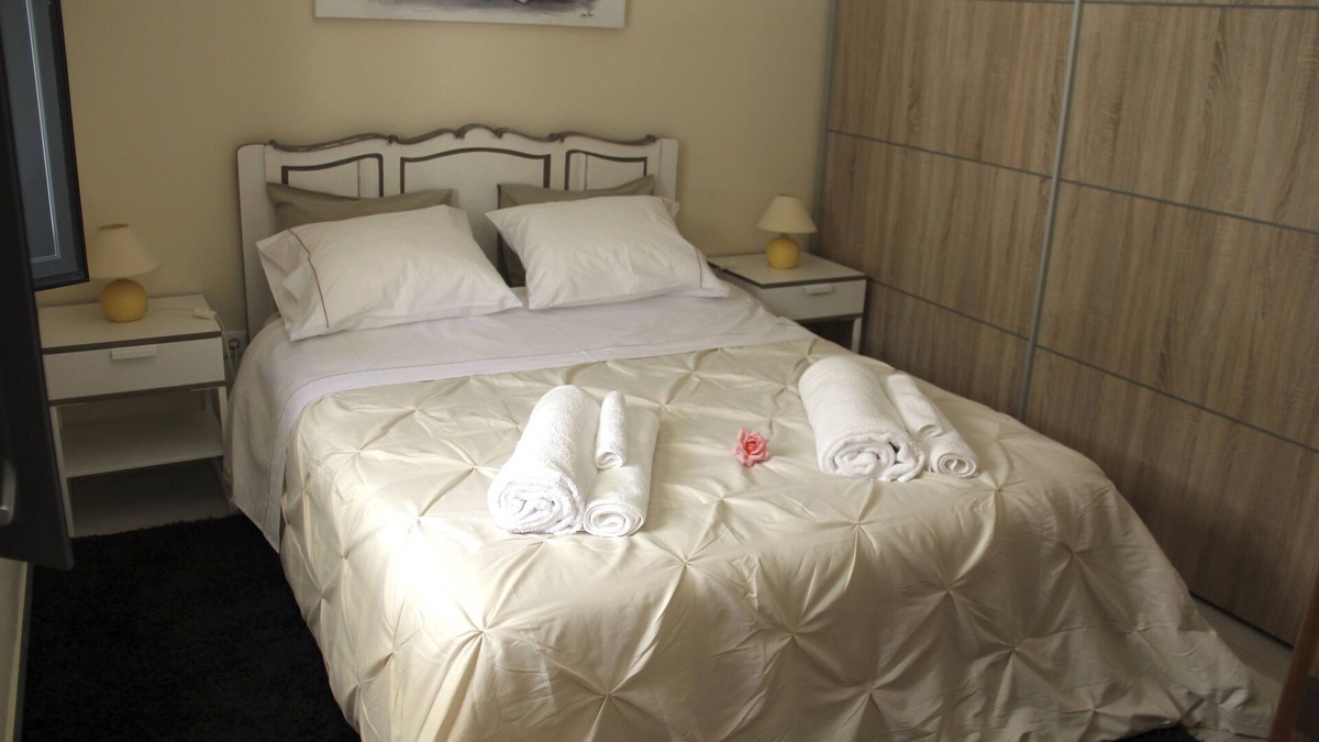 Albarraque House | ESPAÑO BIBLOS, house whit backyard, Sintra views