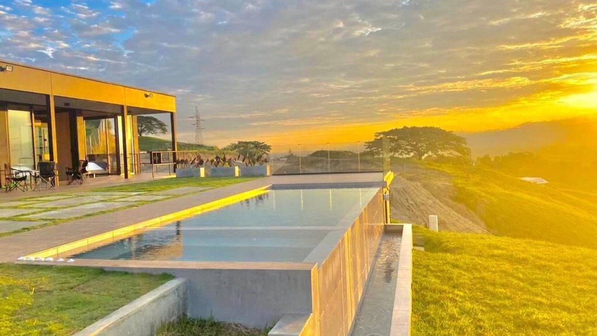 Pereira Villa | Espectacular Vista Finca Moderna