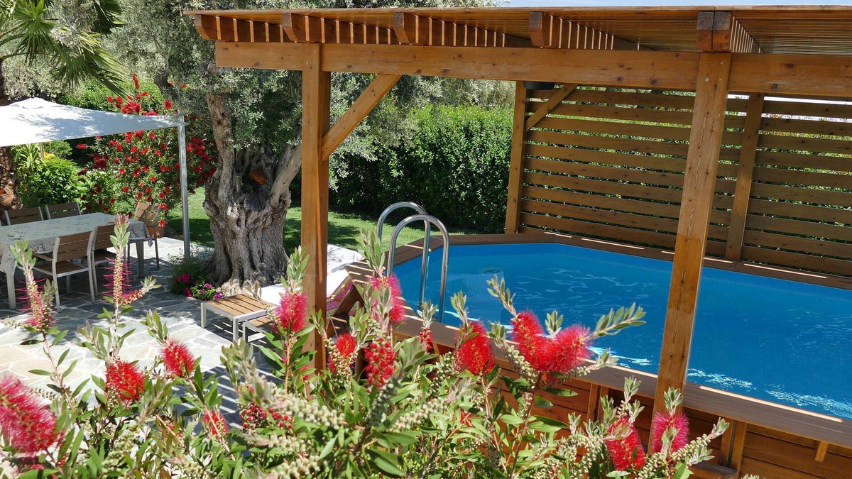 Marathon House | esperides holidays