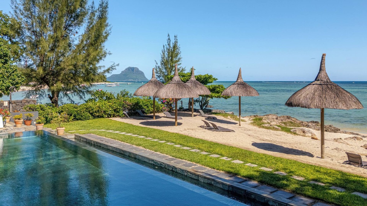 La Mivoie Hotel | Esplanade by Horizon Holidays
