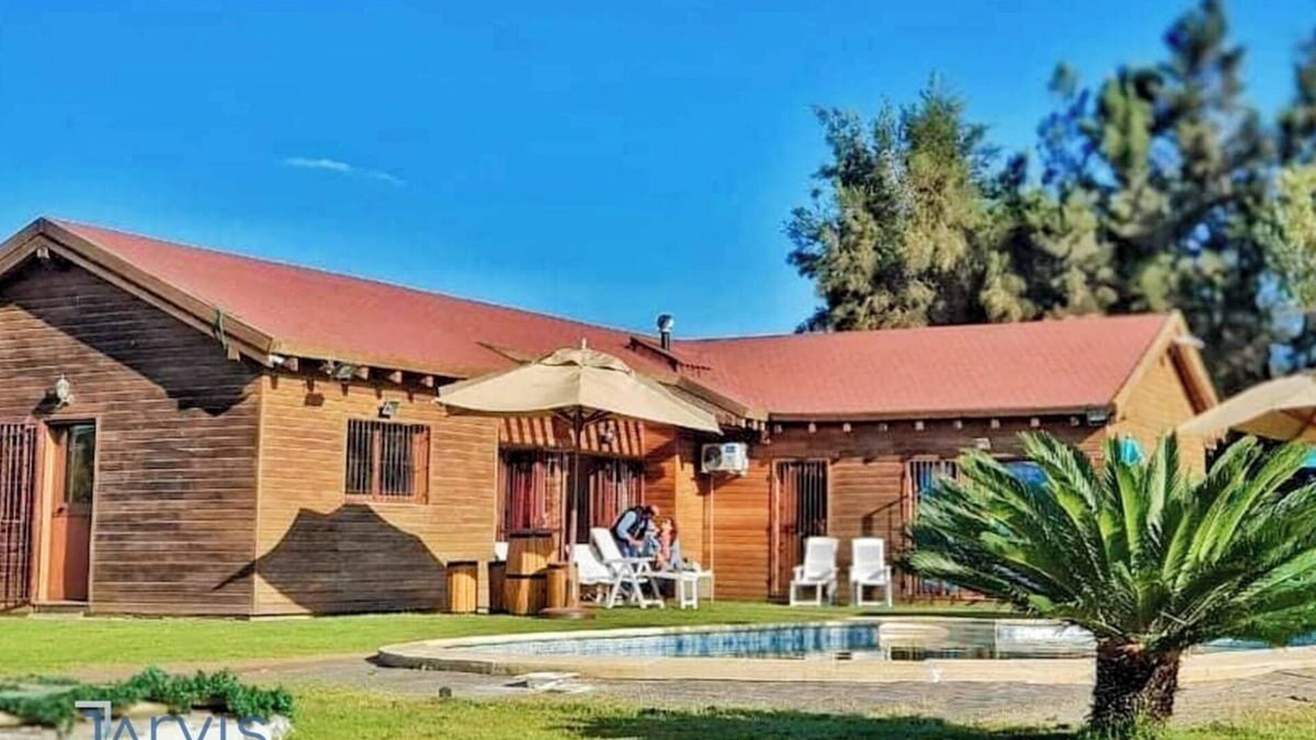 Ben Khalled Ski Chalet | Essanya – Peaceful Chalet in the Heart of Nature