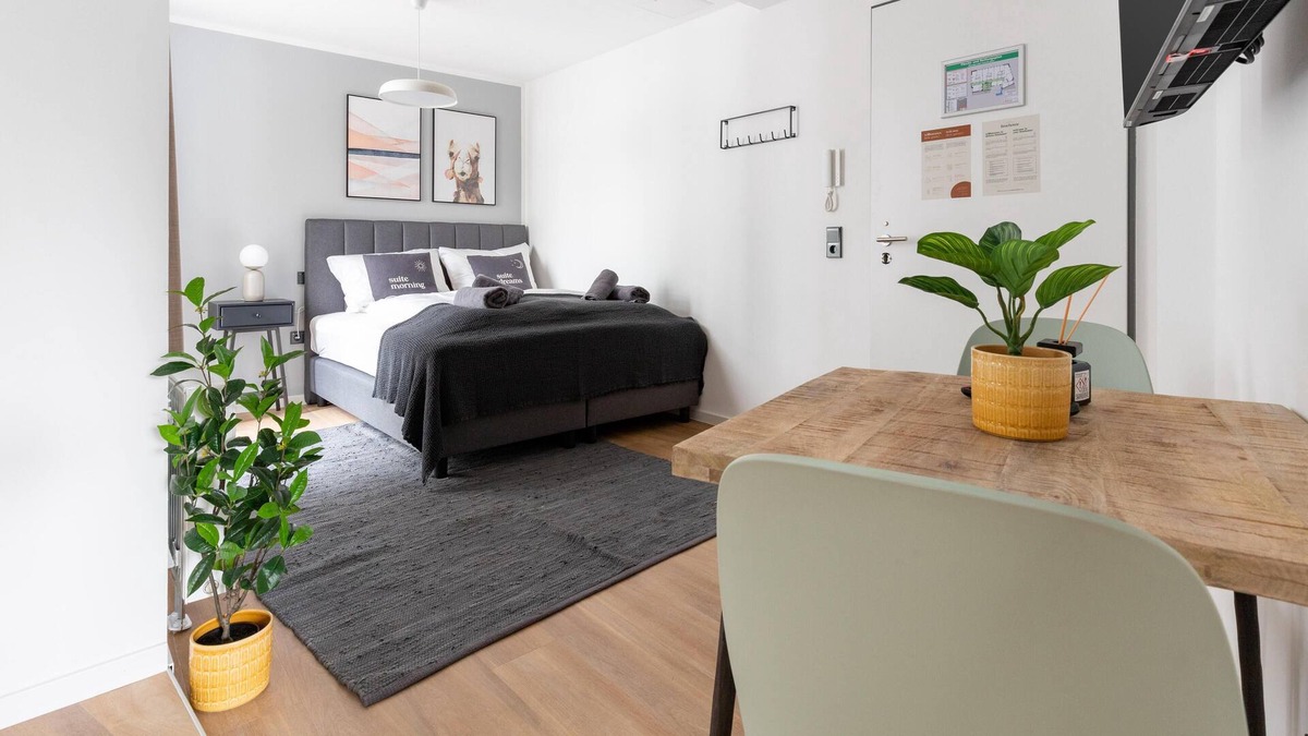 Stadtkern Apartment | Essen Kettwiger Str | Suite L + Balcony