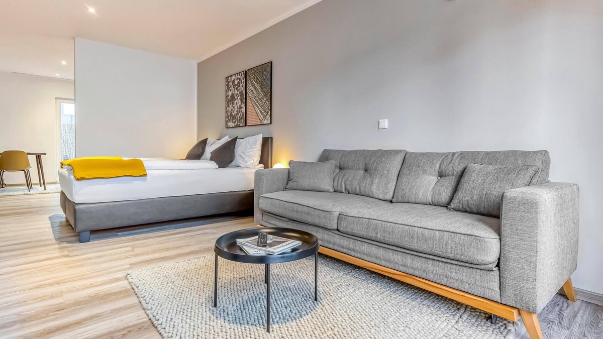 Stadtkern Apartment | Essen Kibbelstr | Suite XL + Balcony (LT)