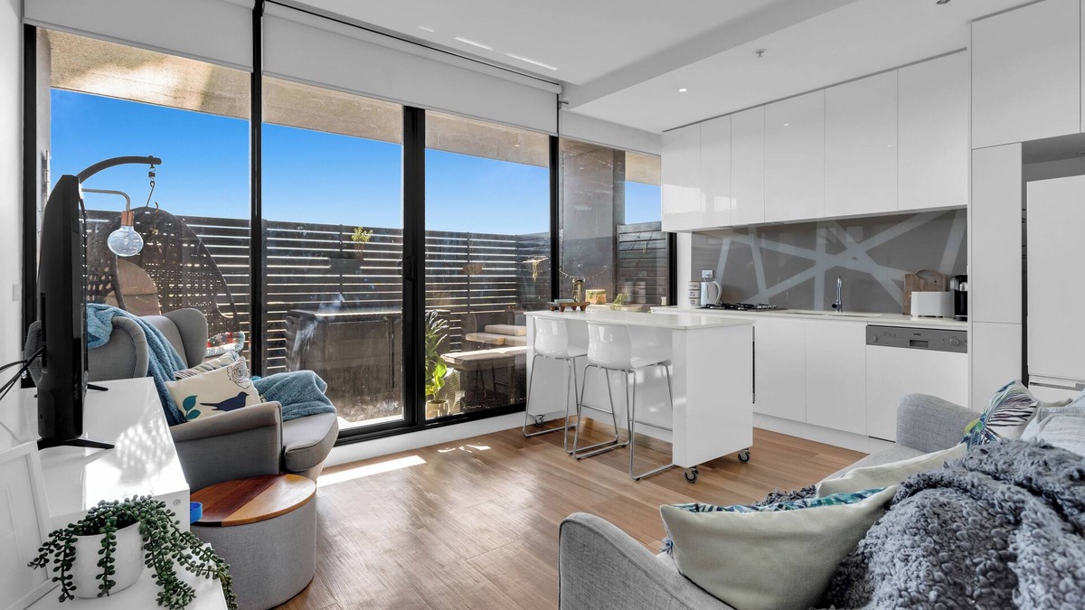 Essendon North Apartment | Essendon North Sanctuary by Ready Set Stay