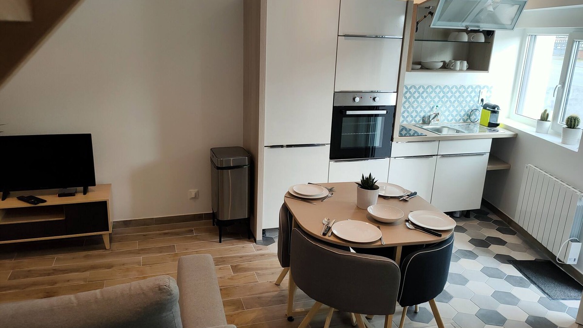 Saultain House | Estaminet Rénové à 5 Minutes de Valenciennes