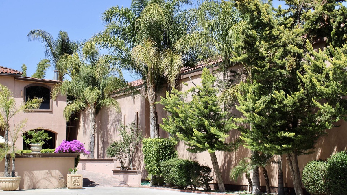 Tecate Hotel | Estancia Inn