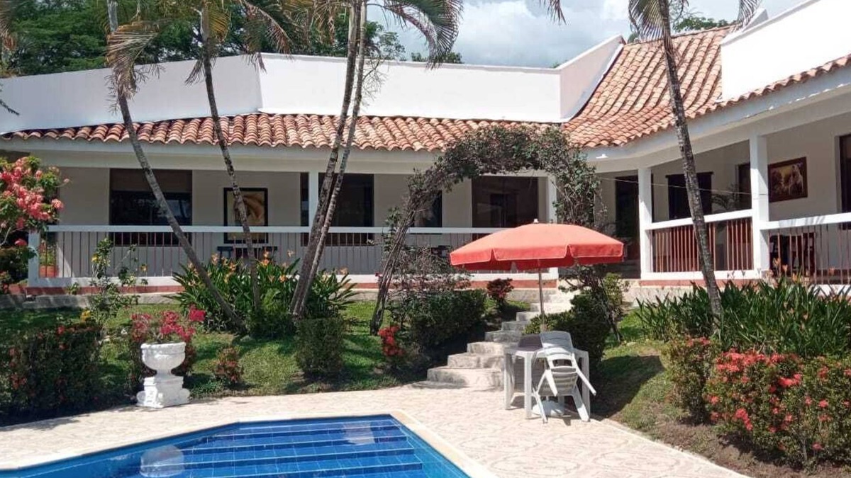 San Jeronimo House | Estate