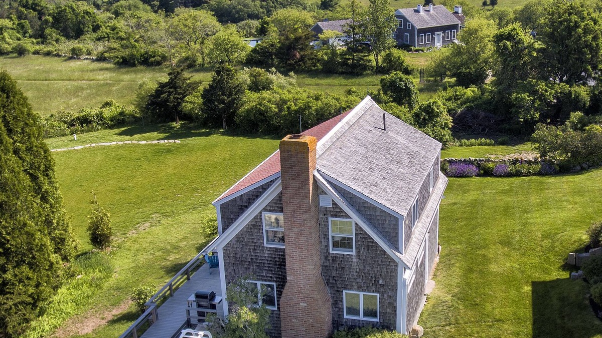 Chilmark House | Estate Guesthouse ~ Glorious Water Views ~ 2 Private Beaches!