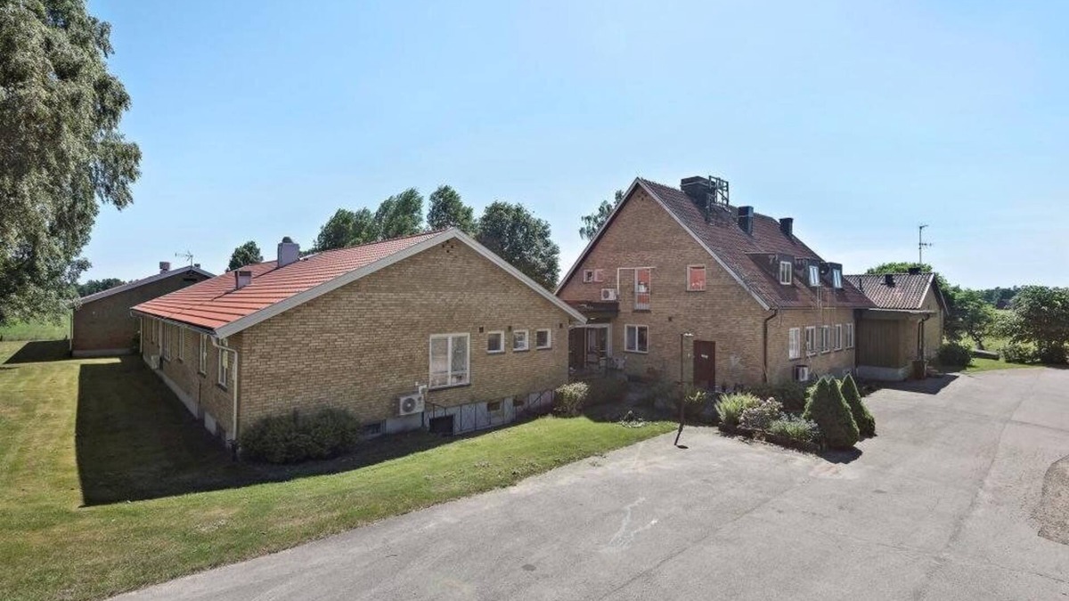 Annerstad House | Estate