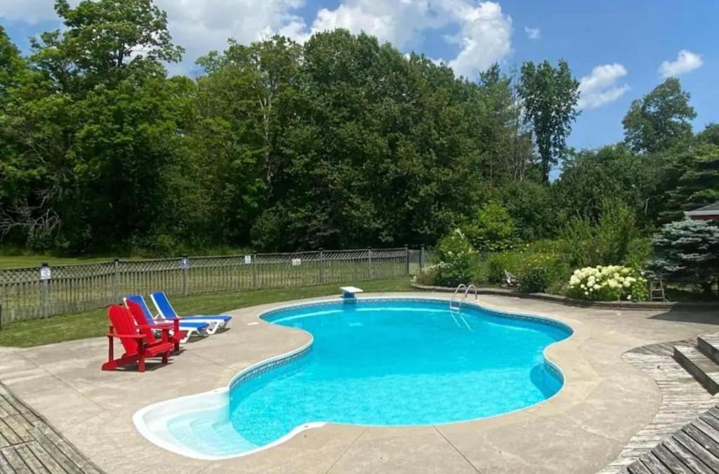 Otonabee-South Monaghan House | Estate ~ Swimming Pool ~ Games ~ Kawartha Lakes