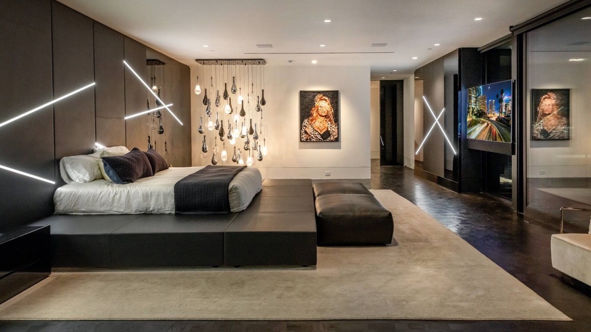 West Hollywood House | Estate with 6 bedrooms and WiFi, fitness room in awesome Los Angeles
