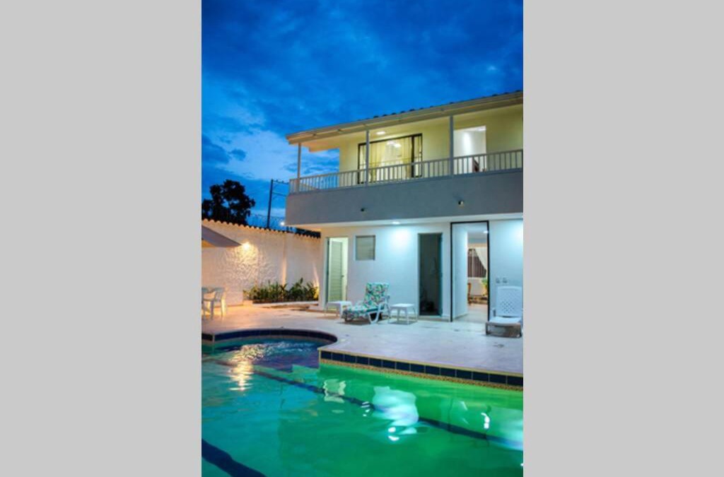 Anapoima House | Estratégica Ubicación-Energía Renovable-Pet Friendly