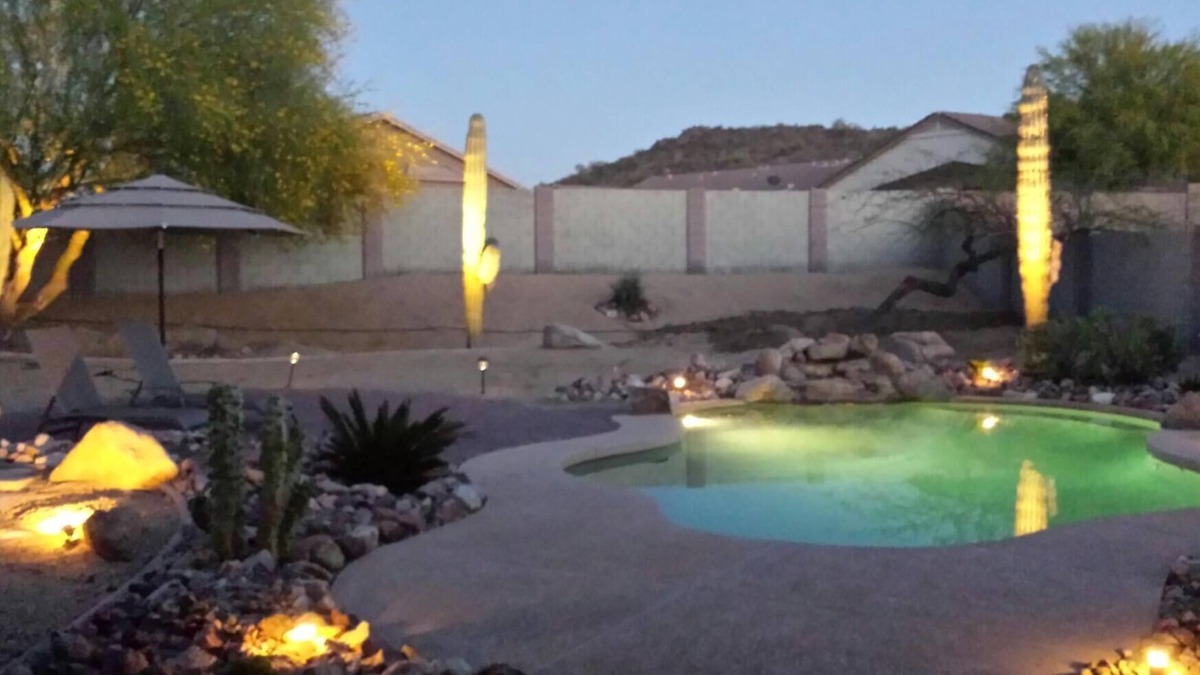 Estrella Mountain Ranch House | Estrella's NASCAR HOT SPOT! FALL GOLF GETAWAY! HOLIDAY PLAY!