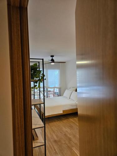 Sant Just Desvern Apartment | EstudioSueñosSuite