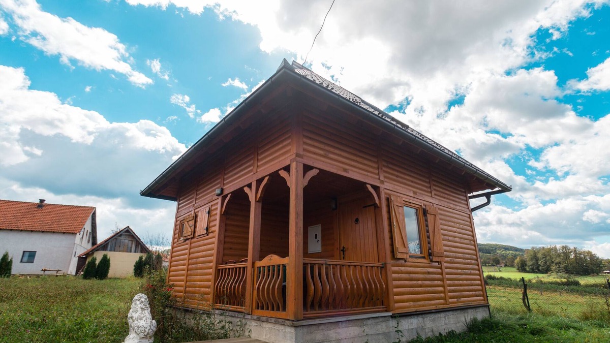 Mackat House | Ethno Cottage Overlooking The Mountains