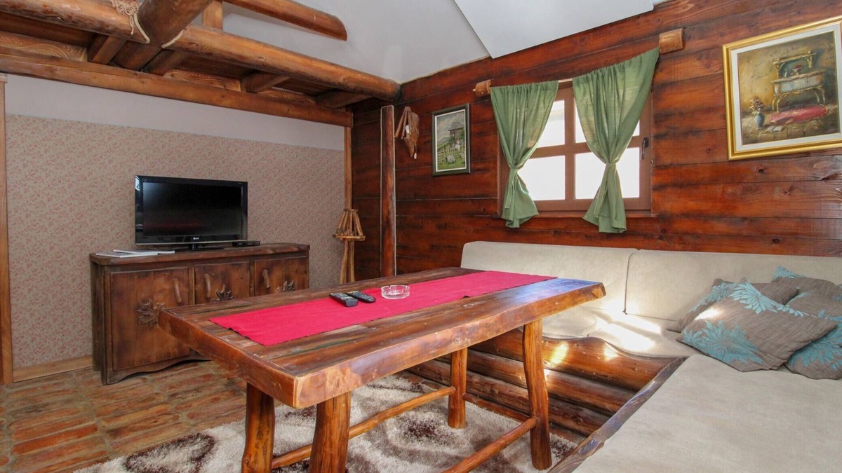 Pale Apartment | Ethno Village Dolina Mira - Two Bedroom Holiday Home (Zelengora)