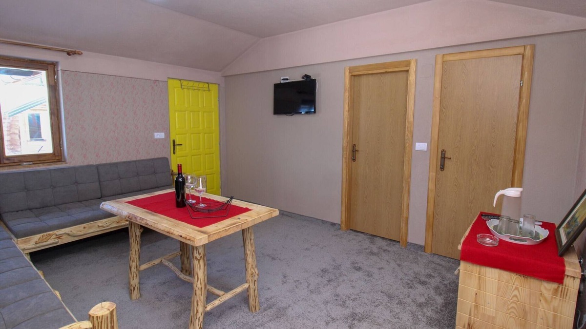 Pale Apartment | Ethno Village Dolina Mira - One Bedroom Holiday Home (Neretva)