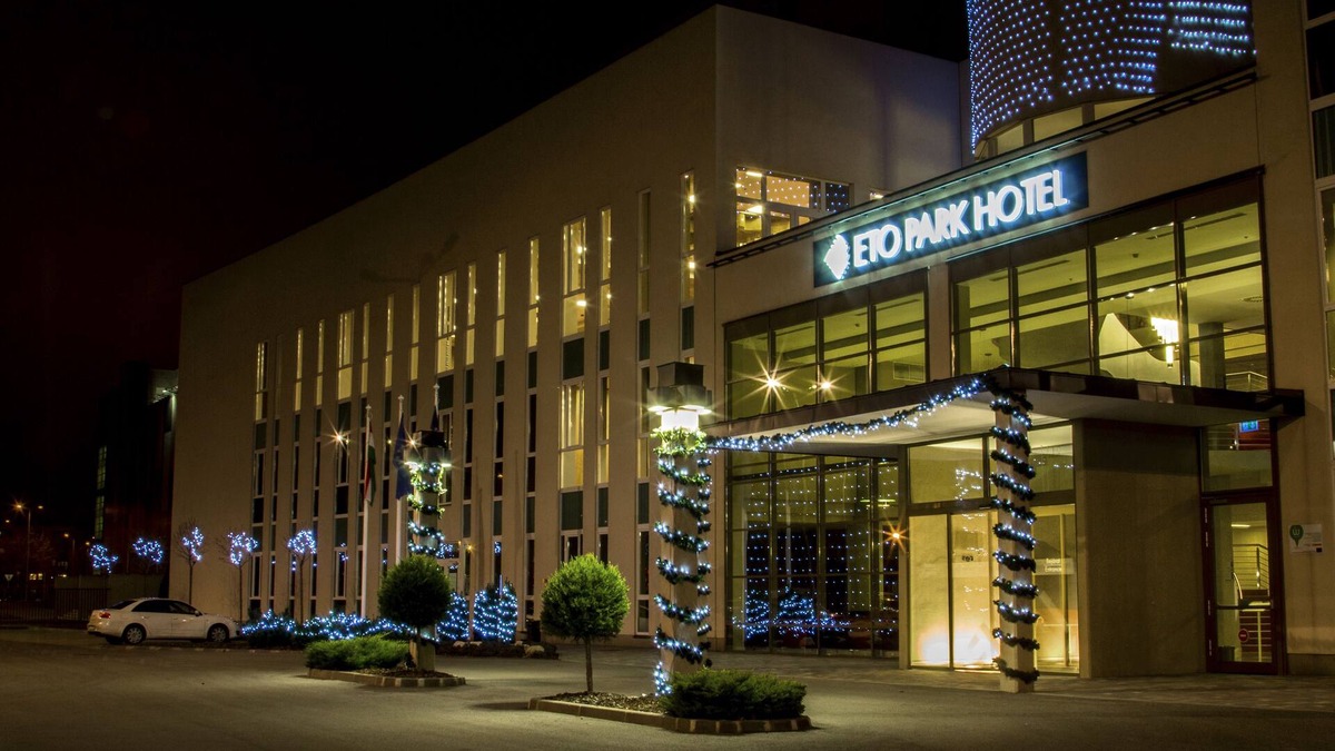 Gyor Hotel | ETO Park Hotel Business & Stadium