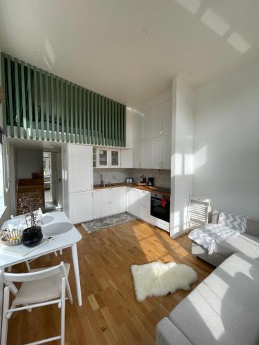 Rosersberg House | Ett nytt fräsch hus utanför Stockholm nära Arlanda