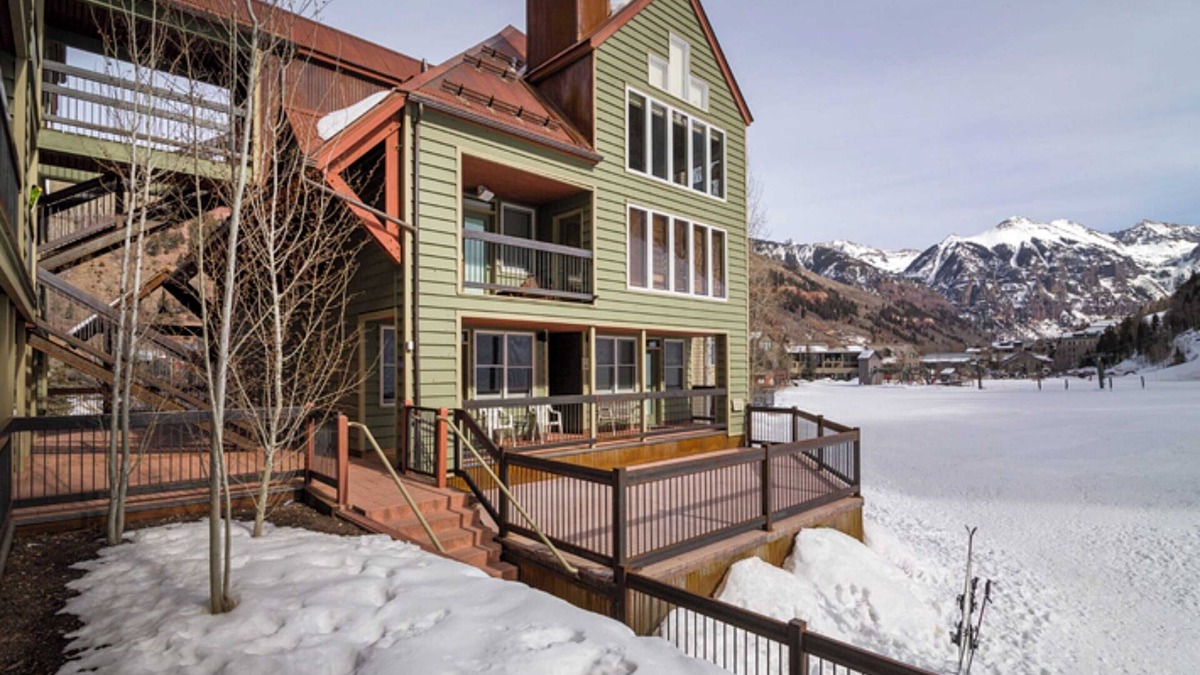 Telluride Condo | Etta Place 1 by Avantstay Ski In/Ski Out Unit w/Views of the Slopes!