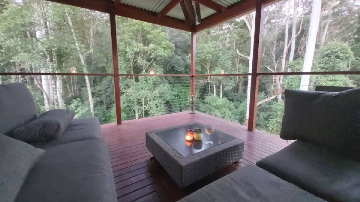 Wootha House | Eucalyptus Escape - Privacy in the Hinterland