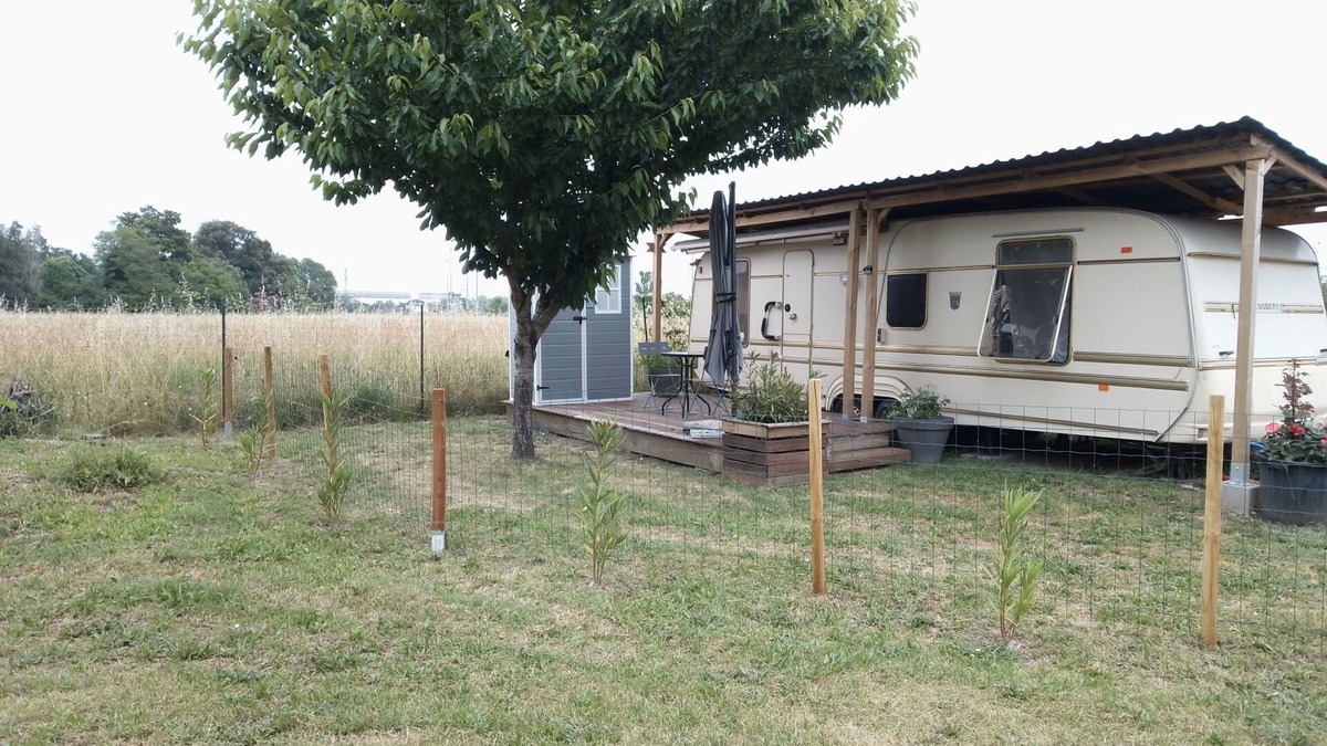 Grenade-sur-Garonne House | Eugénie's caravan