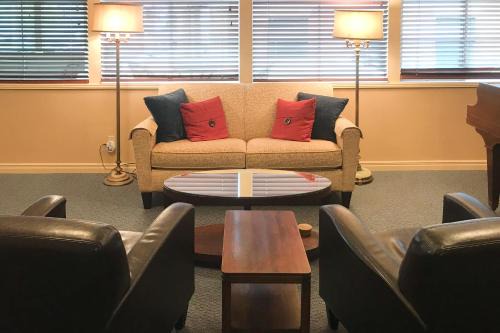 Downtown Apartment | Eureka Theatre Apartment
