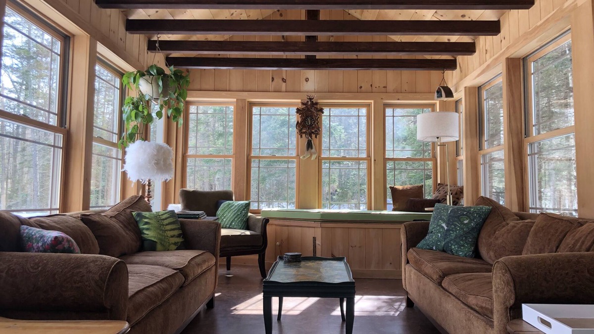 Rumford Center House | Euro-style Woodland Retreat - Great Northen Tea Haus