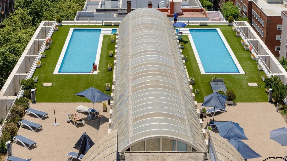 Castillejos Apartment | Eurobuilding 2 Luxury - Spectacular views