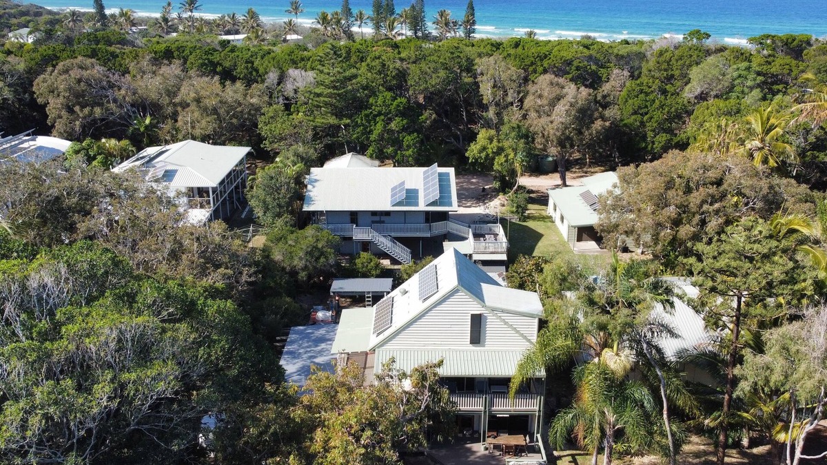 Eurong House | Eurong Fraser Island (Kgari) - Fraser Eco Lodge -escape from the stress of life!