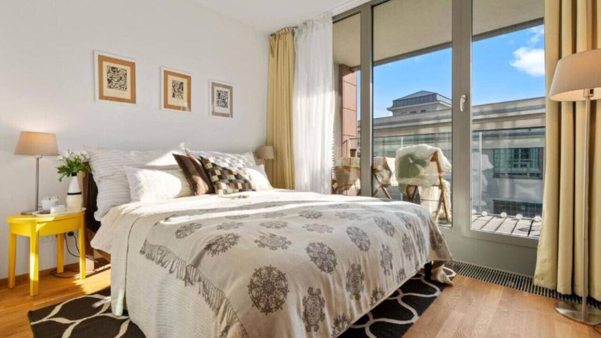 Nivy Apartment | Eurovea Balcony River View