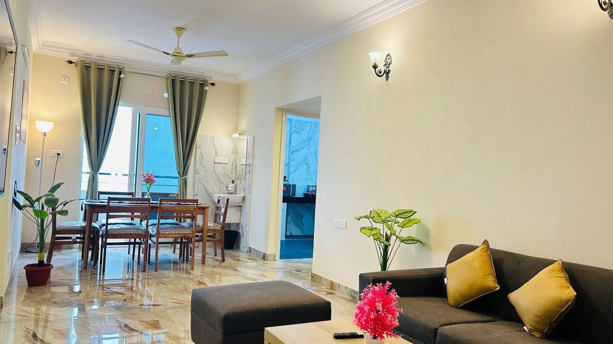 Serilingampally Apartment | Evara Hitec Grandeur: Luxury 3BHK Apt near Hi-Tech City