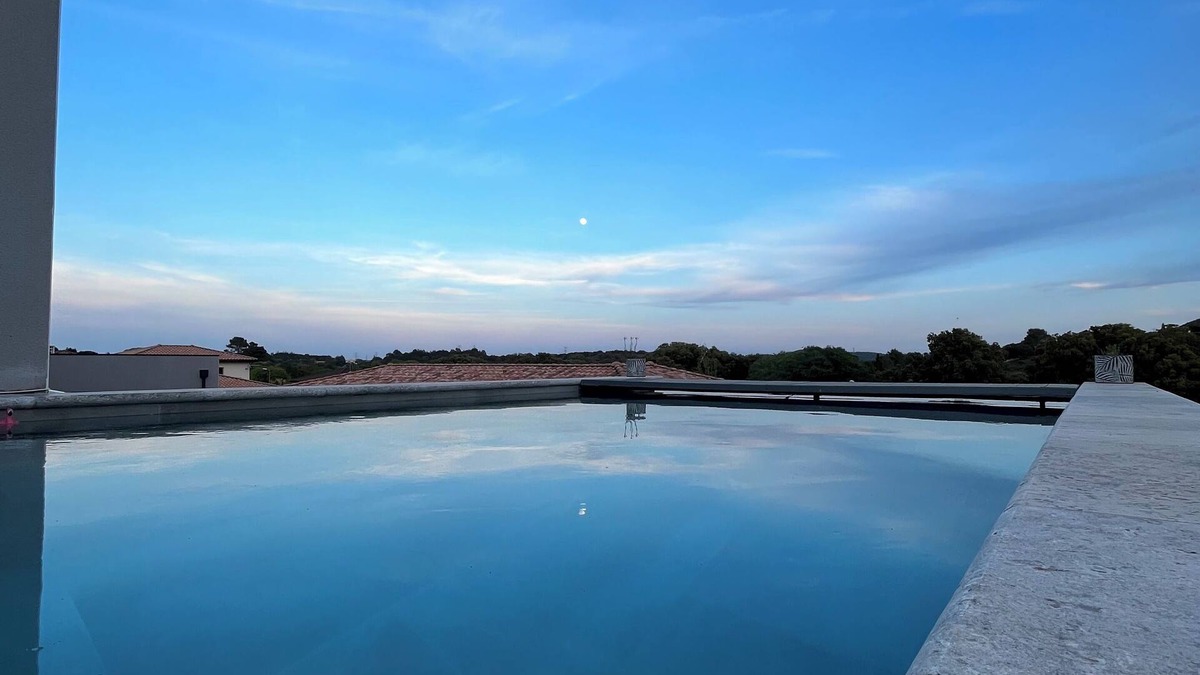 Saint-Paul-et-Valmalle Villa | Évasion haut de gamme - Villa with spa & pool, sleeps 4