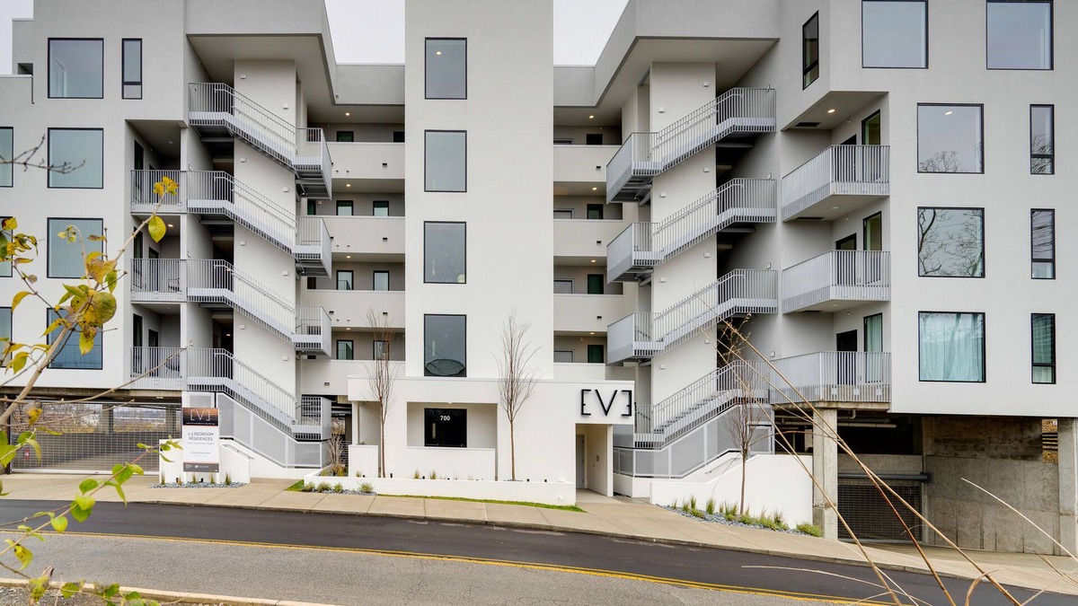 North Capitol Condo | Eve Nashville