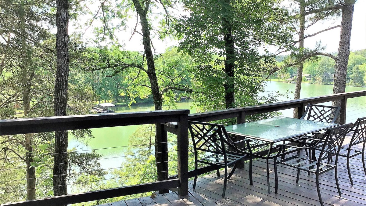 Mid America Cabin | Evening Breeze Cabin #10 on the Lake!