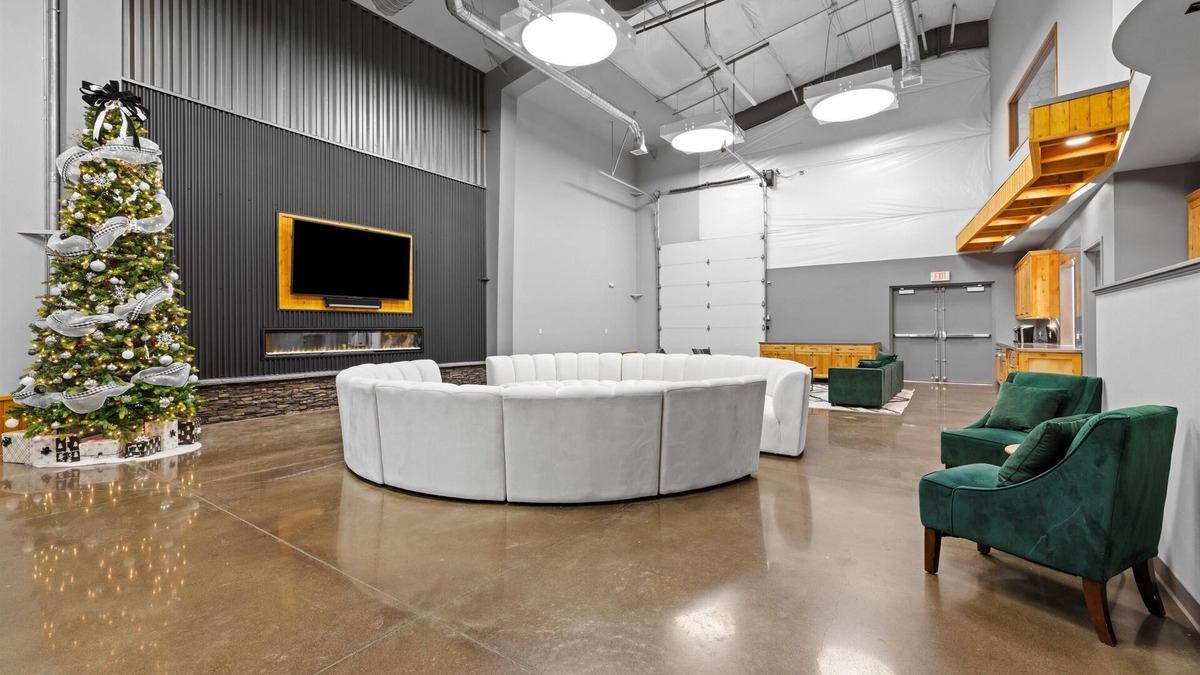 South Richland Cabin | Event Center for RENT!