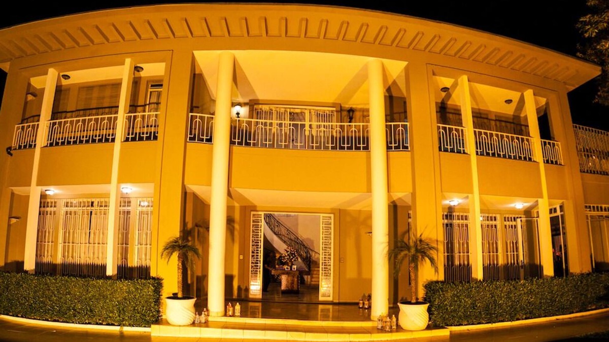 Alto de Pinheiros House | EVENT MANAGEMENT PRACA PANAMERICANA PINHEIROS