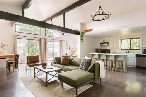 Big Bear House | EVERGREEN LODGE+SKI