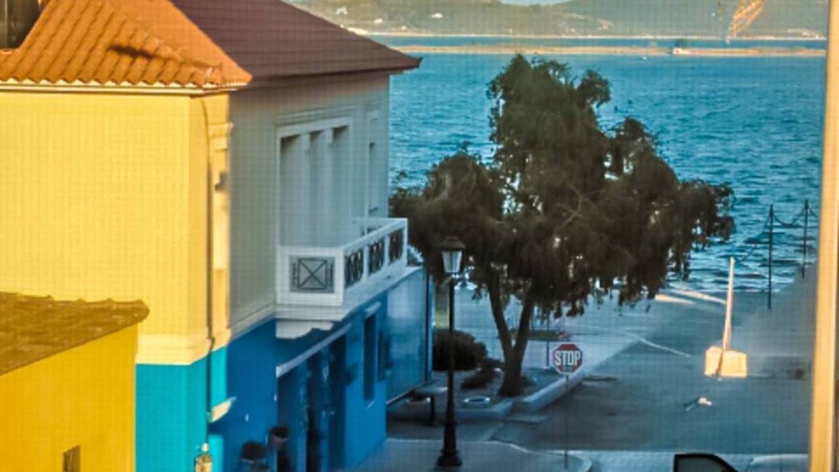 Preveza Apartment | Evgenia's Balcony 2bed/2bath flat