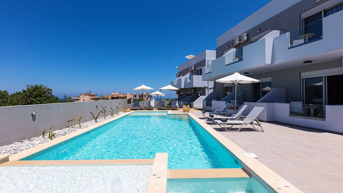 Skaleta Villa | Evilio Suites, Inspired Family Retreat, 800 meters to the beach, Ping Pong table