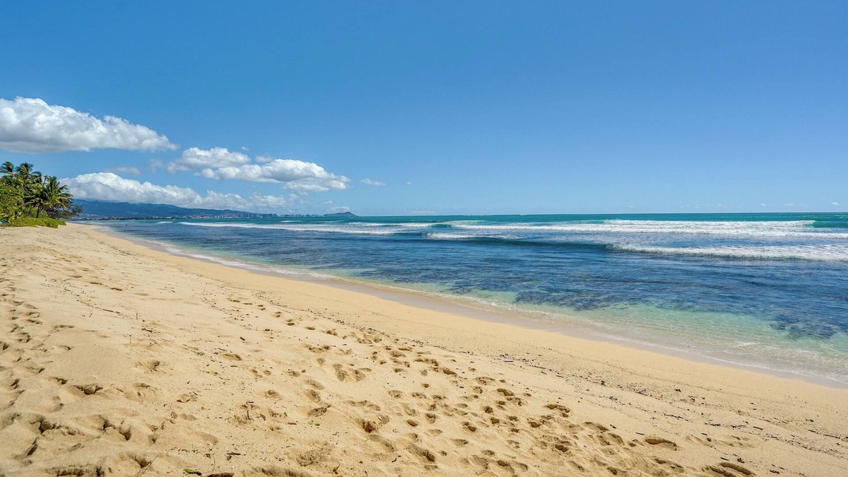 Ewa Apartment | Ewa Beach Apartment ~ 1 Mi to Puʻuloa Beach Park!