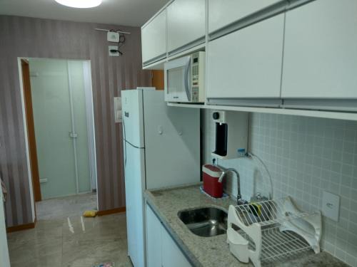Boca do Rio Apartment | Excelente apartamento 02 quartos frente ao mar