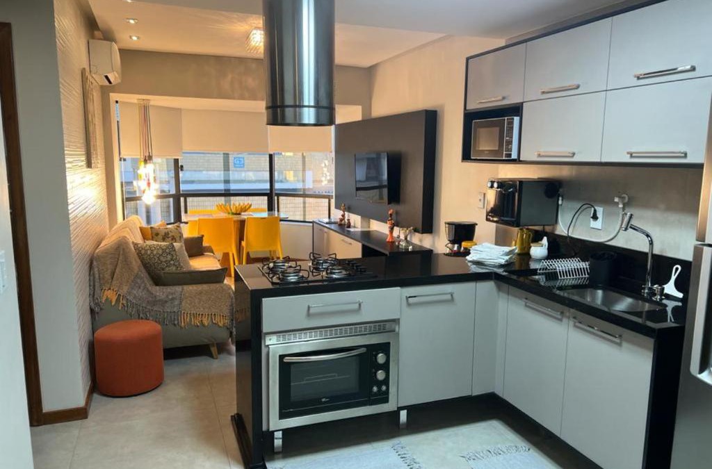 Barra Apartment | Excelente localização na Barra -Climatizado-Garagem