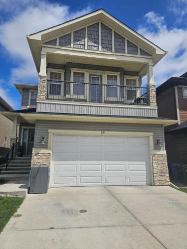 Evanston Apartment | Excellent 2 Bedroom Basement Suite Apartment
