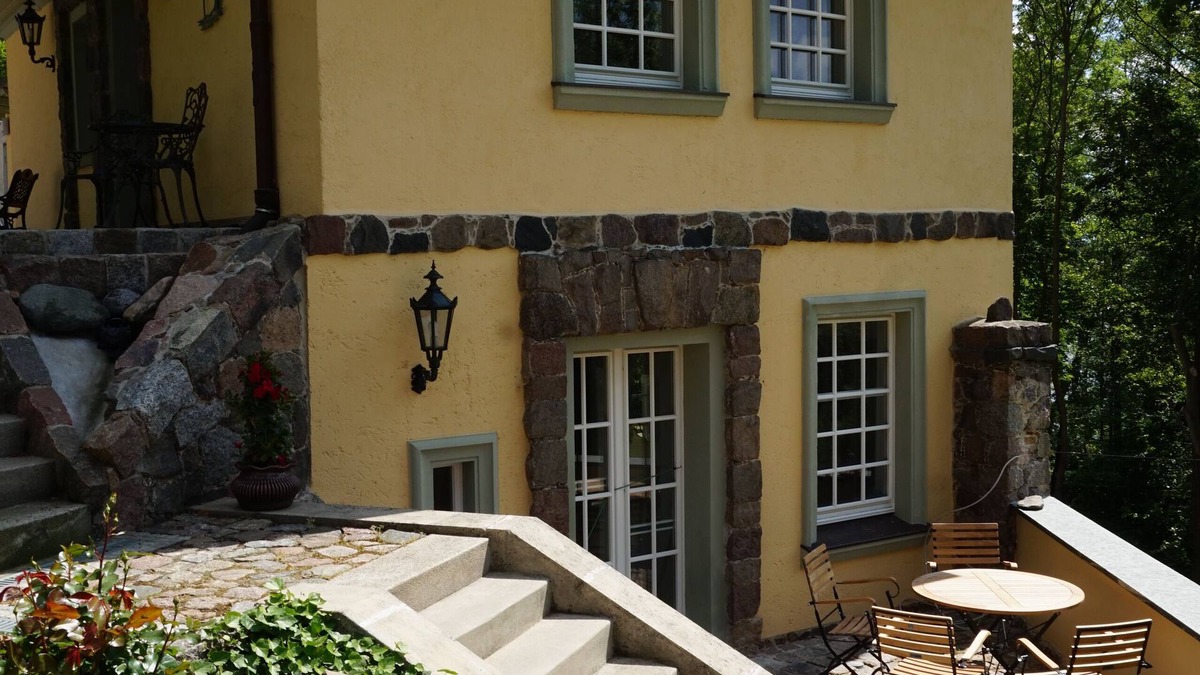 Oderberg House | Excellent apartment overlooking the lake and close to the boat lift