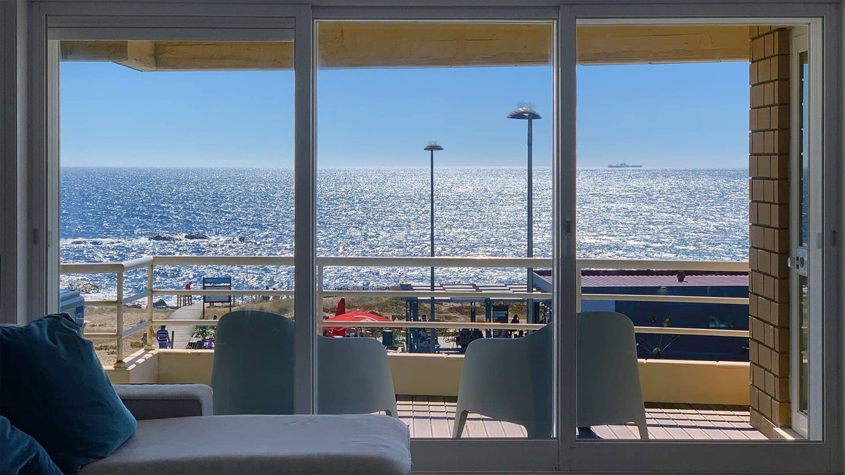 Canidelo Apartment | Excellent beach front apartment with large sunny balcony overlooking the sea