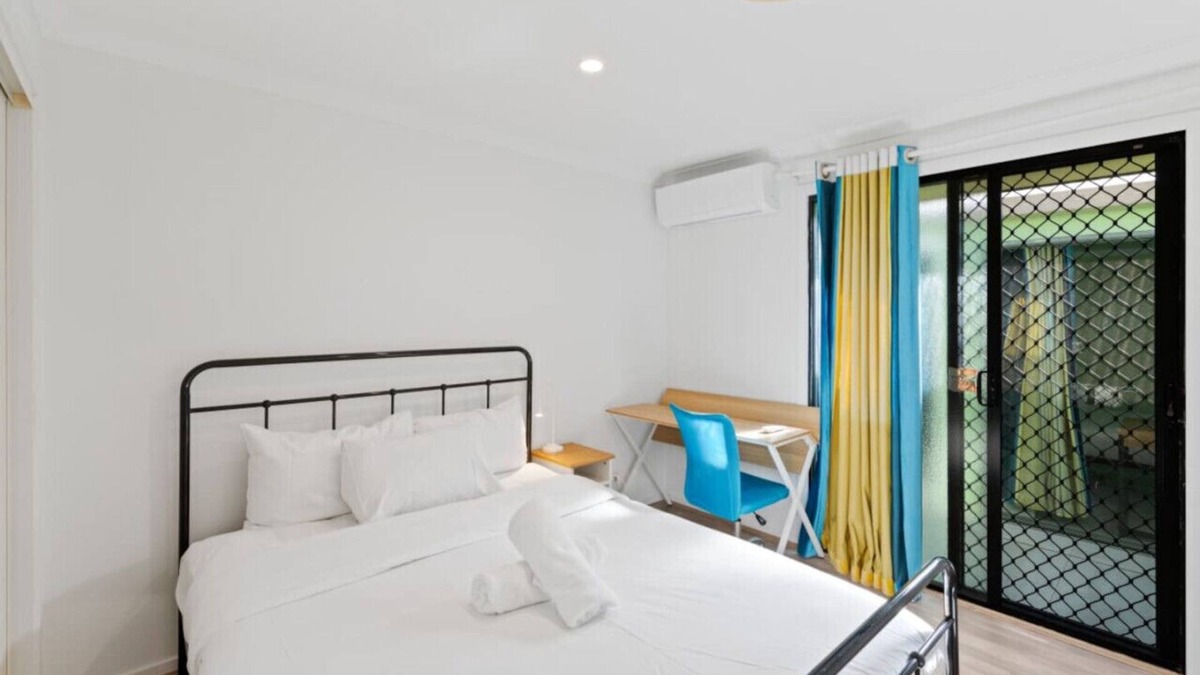 Kuraby House | Excellent deal! Tidy and Cozy 1BR home @Kuraby