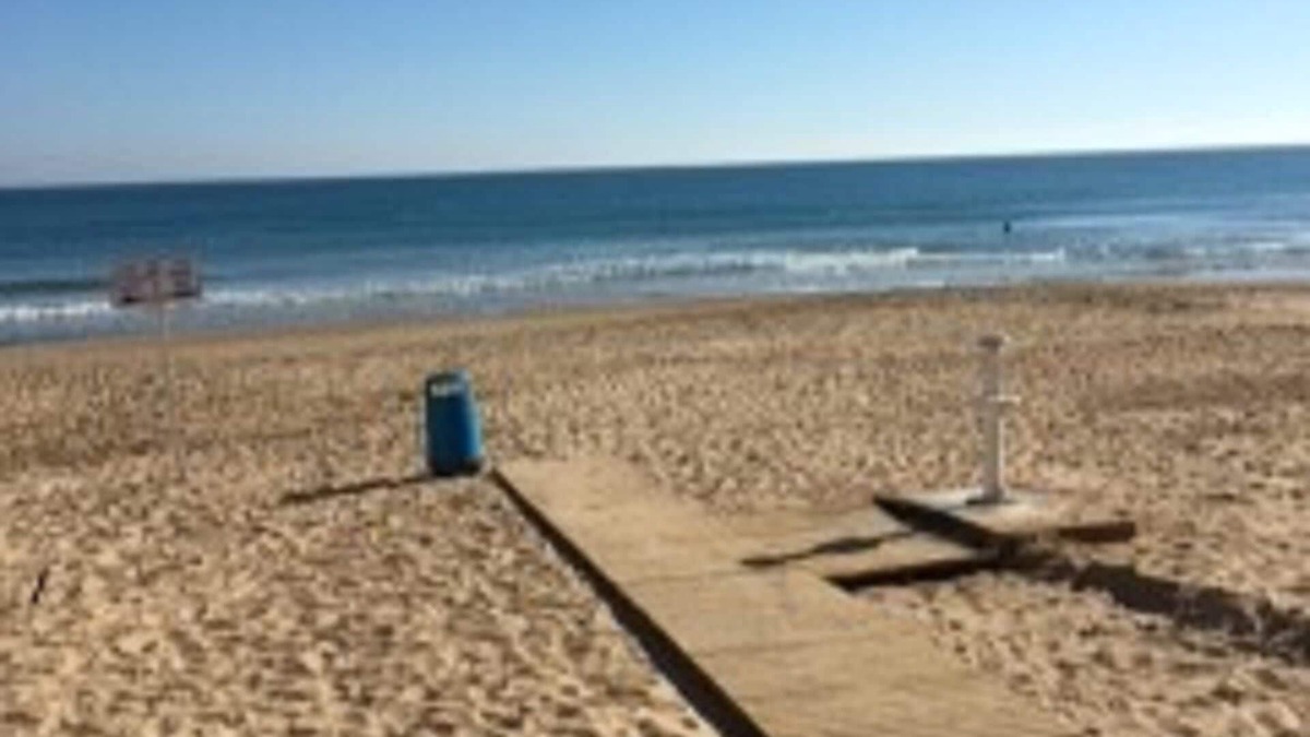 El Moncayo Apartment | Excellent apartment with magnificent location brand new 50 meters from the beach